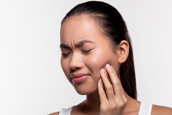 7 Signs You Need A Dentist Appointment image